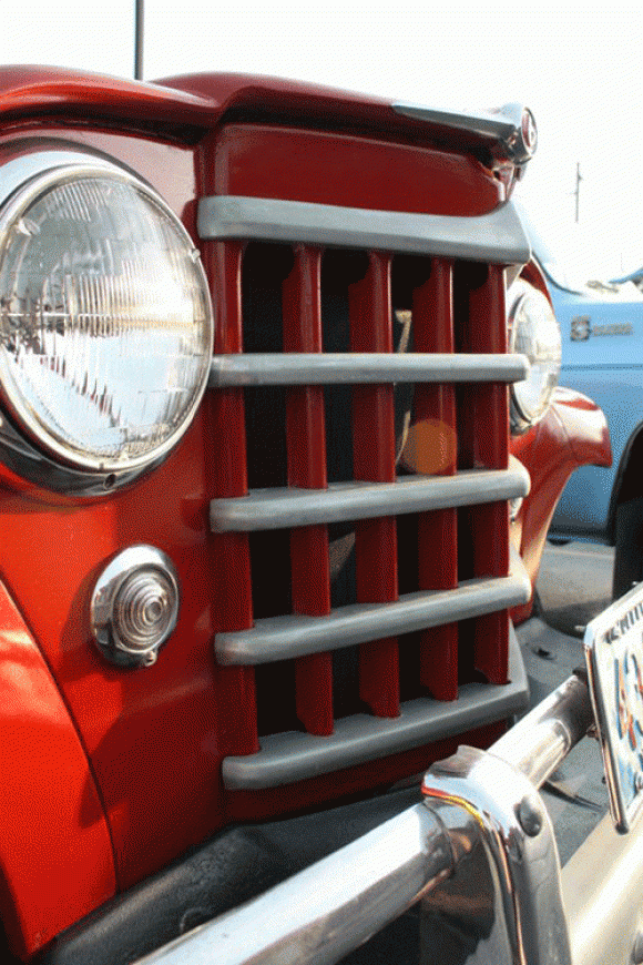 Bruce Comeau's 1950 Willys Jeepster