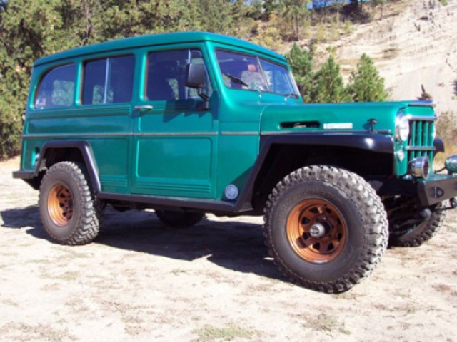 Ben Neil's 1955 Willys Utility Wagon