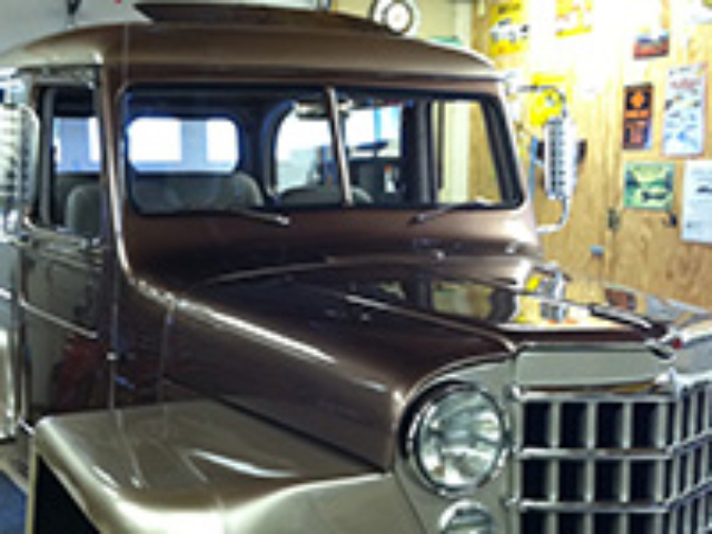 Andy Titus' 1953 Willys Wagon Custom