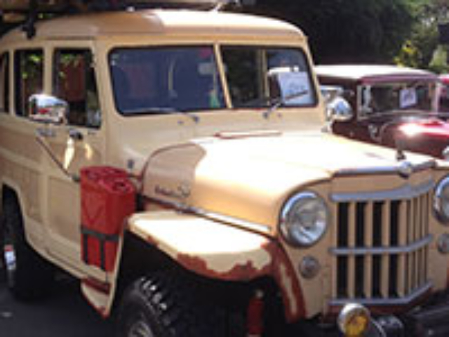 Kevin Diewold's 1952 Willys-Station Wagon