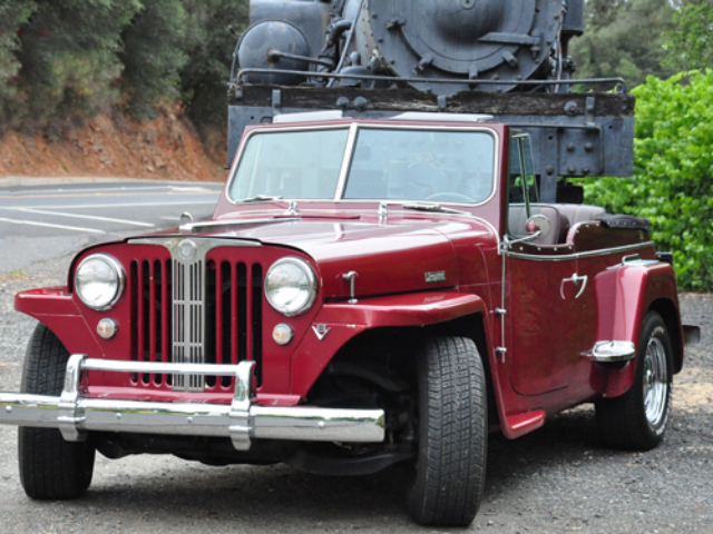 Ed Hughes' 1948 Willys VJ2 Jeepster