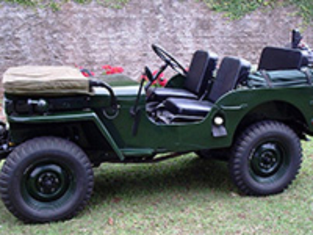 Roberto Borim's 1952 Willys CJ-3A