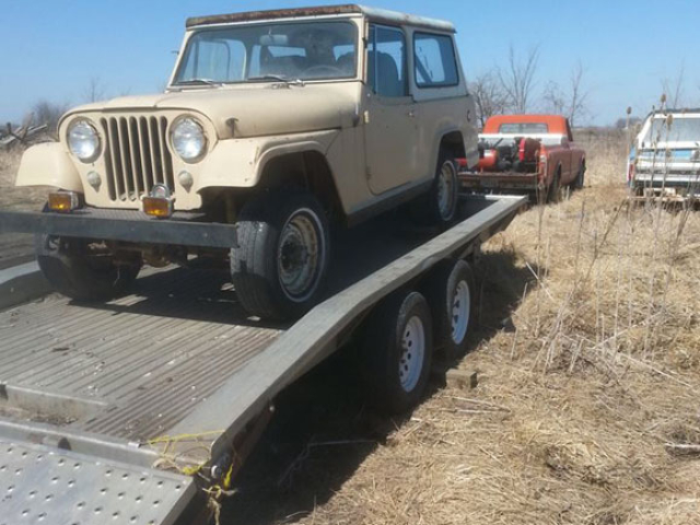 Jesse Woltz' 1967 Jeepster Commando