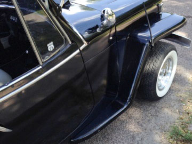 Paul Fierro's 1950 Willys Jeepster