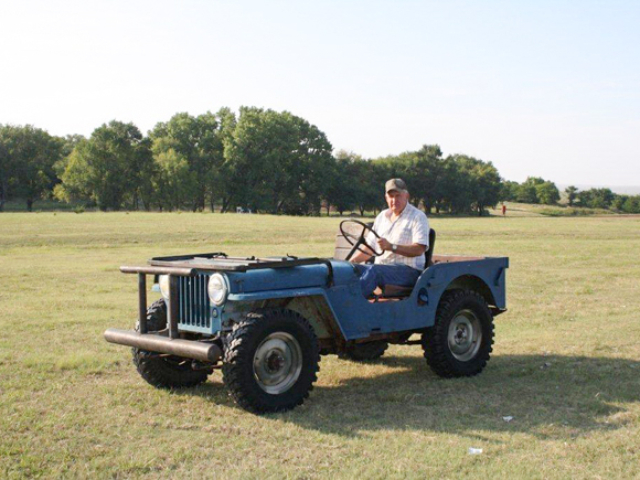 Dan Gatlin's 1948 Willys CJ-2A Jeep Dan Gatlin's 1948 Willys CJ-2A Jeep