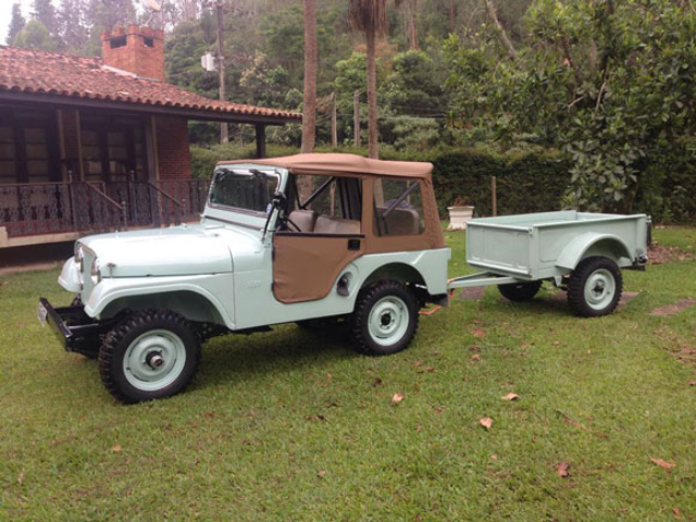 Luis Fernando Pinto's 1956 Willys CJ-5