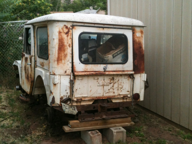 Gail Gordon's 1962 CJ-5 Tuxedo Park