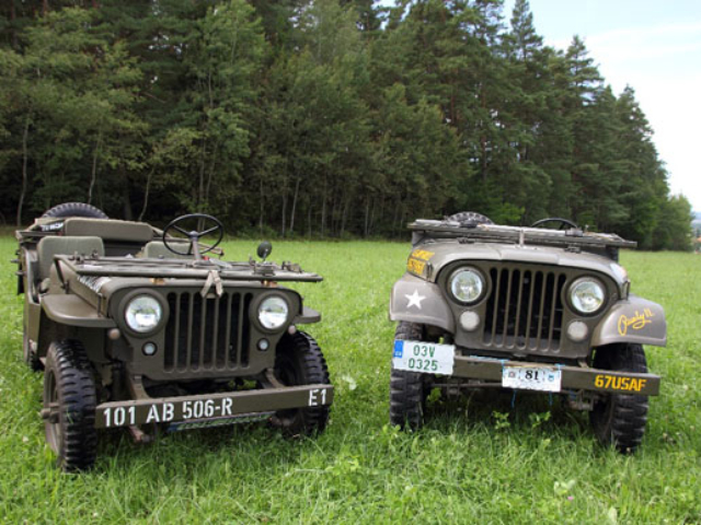 Martin Decarli's 1967 Swiss Army CJ-5