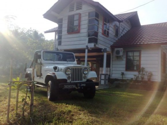 Dan Man's 1976 CJ-6 Jeep