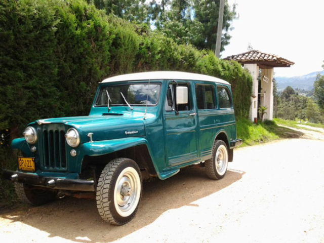 Alejandro Balaguera's 1955 Willys Station Wagon