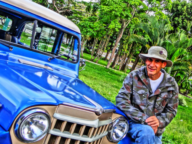Giover Mirabal's 1955 Willys Wagon 4x4