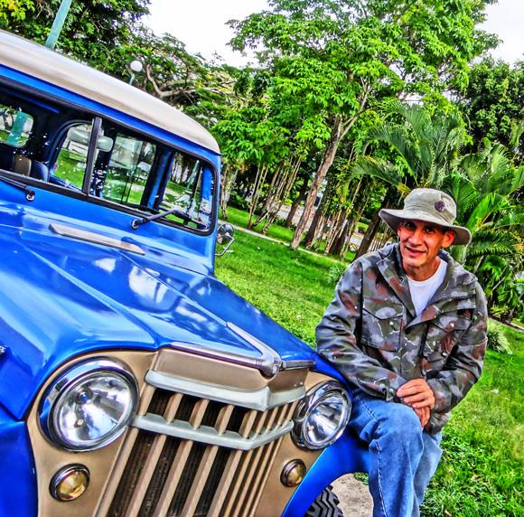 Giover Mirabal's 1955 Willys Wagon 4x4