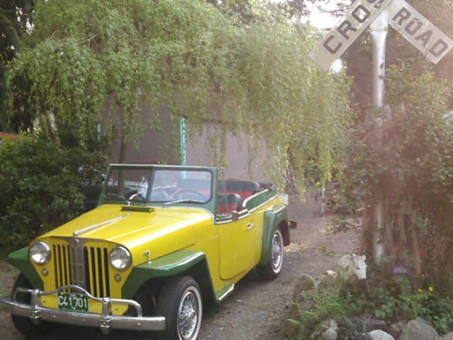 Bob Berger's 1949 Willys Jeepster