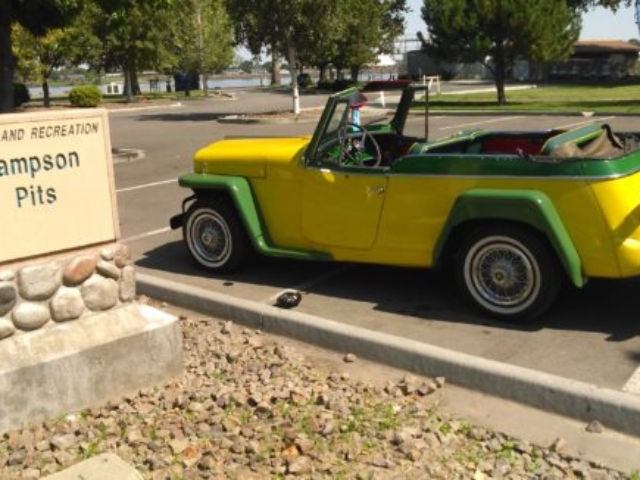 Bob Berger's 1949 Willys Jeepster