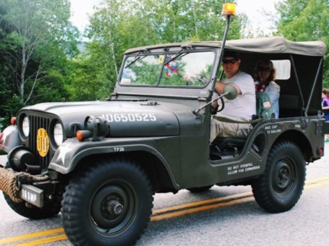 Charlie Bourret's 1952 Willys M38A1
