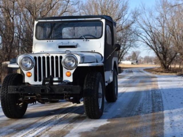 Isaac Grover's 1952 Willys CJ-3A