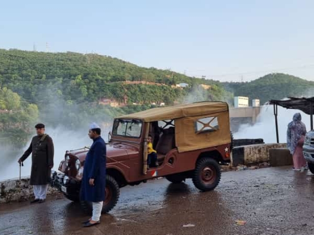 agha mohd hassan abulullai 1960 11 cj-6