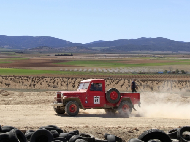 helena de la joya 1956 truck 1
