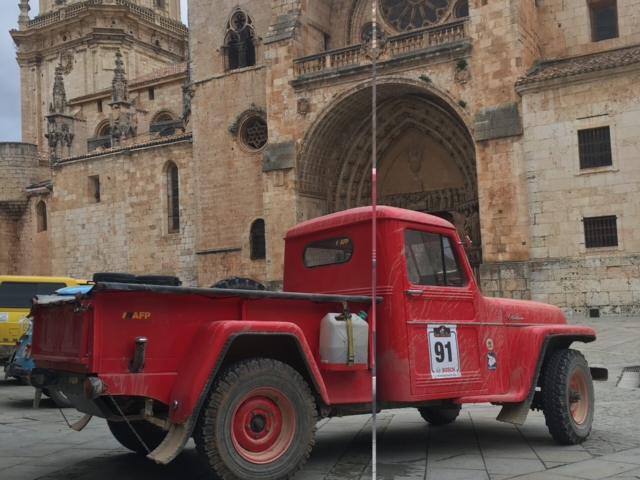 helena de la joya 1956 truck 11