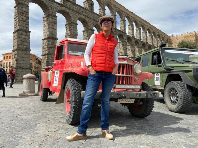 helena de la joya 1956 truck 2