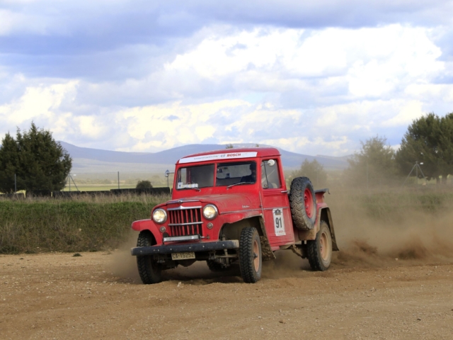 helena de la joya 1956 truck 3