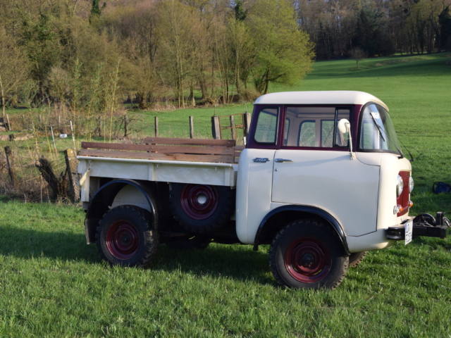 juergen klaehr breitmatten 1951 jeepster 1961 fc150 4