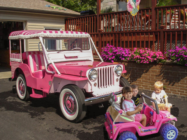 1960 Willys DJ3A Surrey Gala