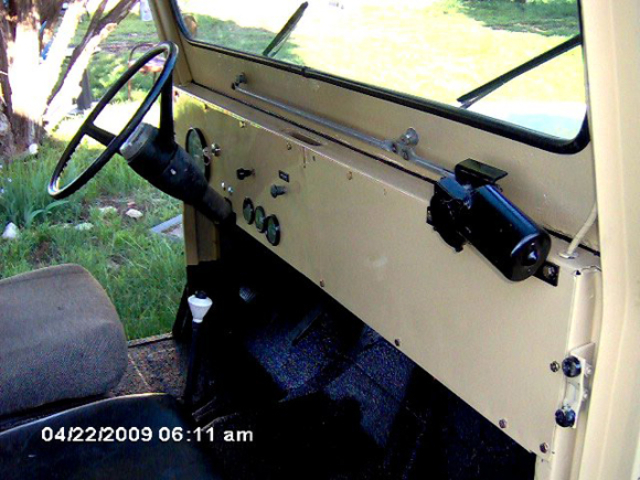 Willys DJ-5
