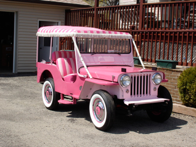 1960 Willys DJ3A Surrey Gala
