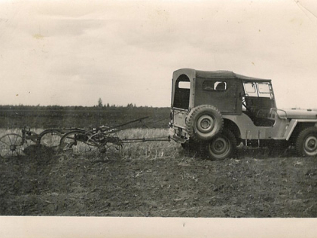 joyce-vopni-willys-jeep3