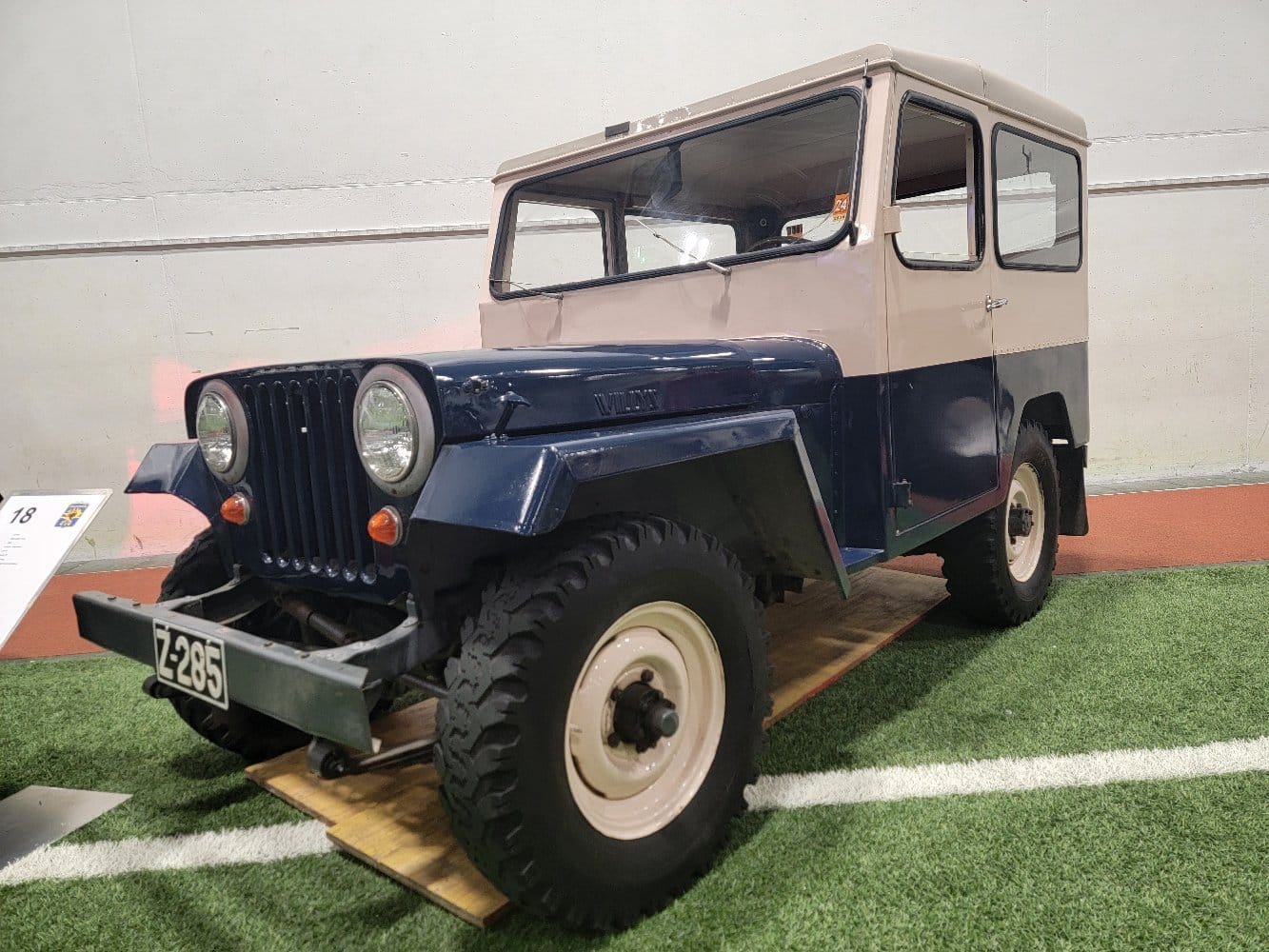 arnbjorn kristjansson 1942 cj-2a