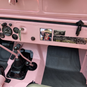 Alex Beguinet Pink Jeep 2