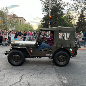 Chris Phillips 1951 M38_1