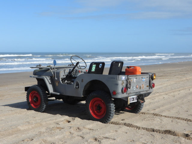 menchu gris 1947 cj-2a